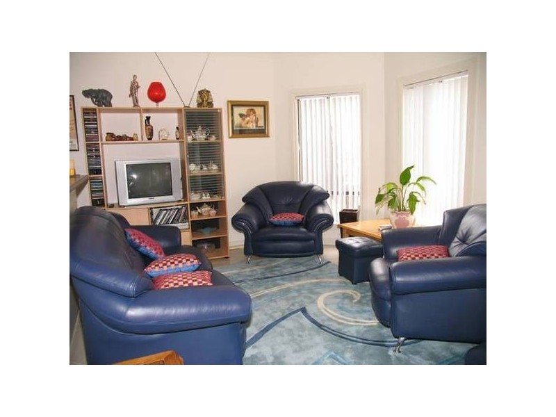 28 Windermere Crescent, Mawson Lakes SA 5095