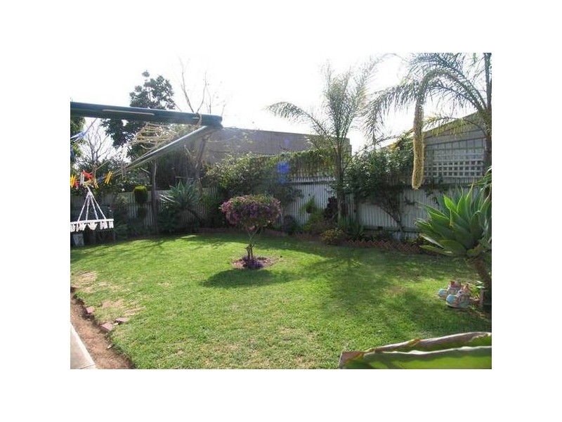 12 James Street, Ethelton SA 5015