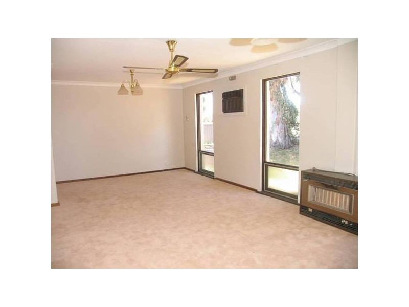 27 Edward Street, Paralowie SA 5108