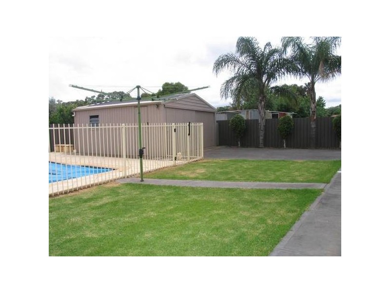 12 Dudley Avenue, Salisbury SA 5108