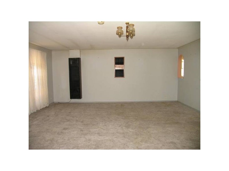 16 Jolsen Street, Salisbury Downs SA 5108