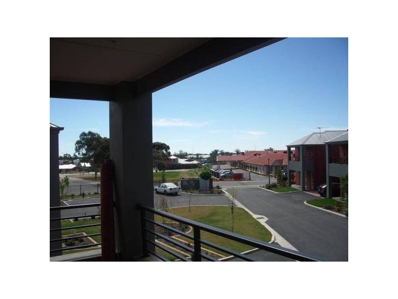 8/94 Cedarwood Avenue, Salisbury East SA 5109