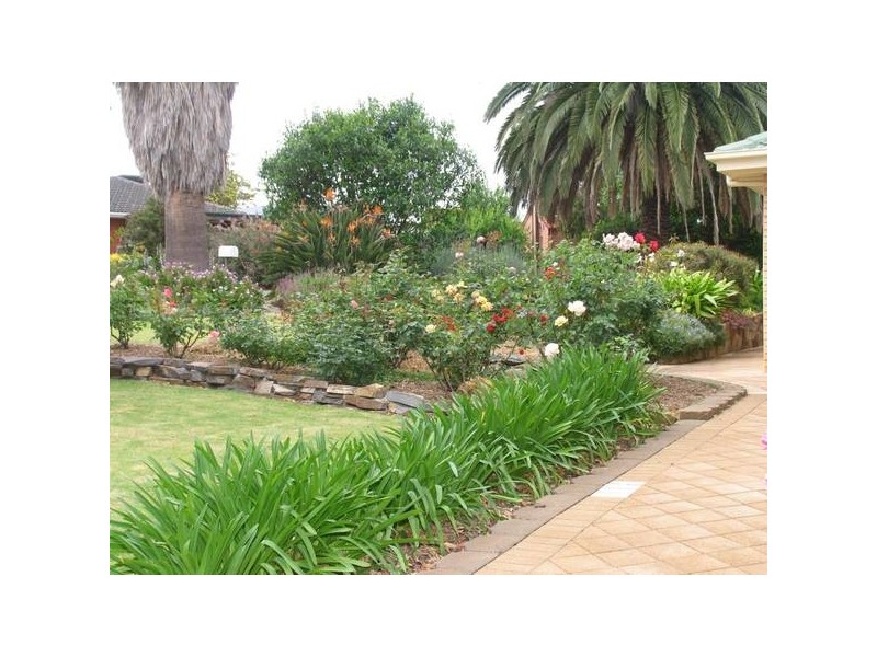 2 Joyce Street, Redwood Park SA 5097