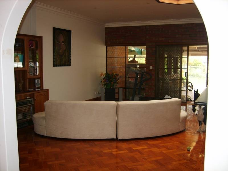 33 Kara Crescent, Gulfview Heights SA 5096