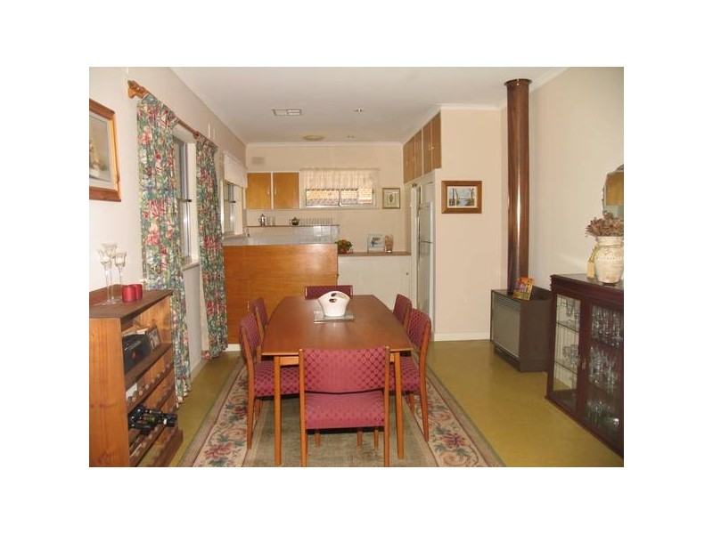 4 Catalina Road, Elizabeth East SA 5112