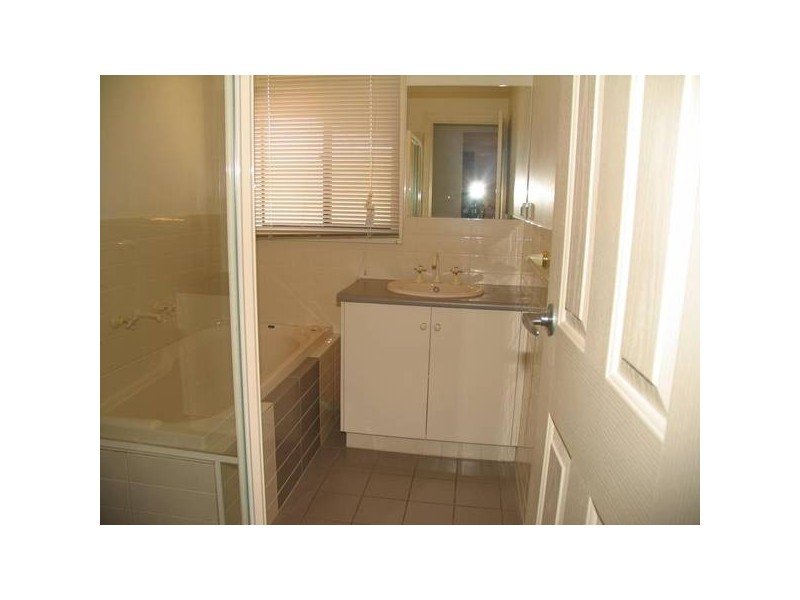 24 Parkview Street, Burton SA 5110