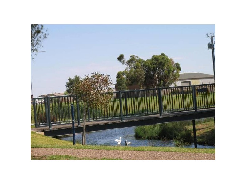 24 Parkview Street, Burton SA 5110