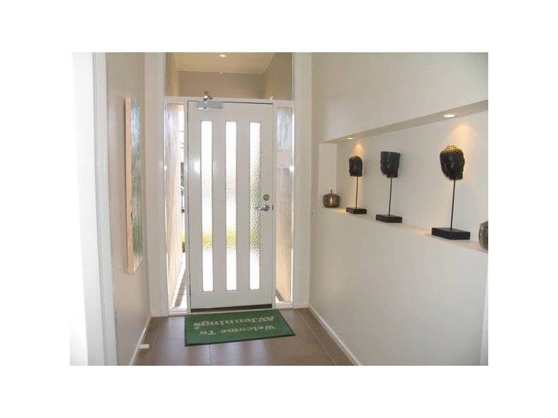 36 Shoalhaven Circuit, Mawson Lakes SA 5095