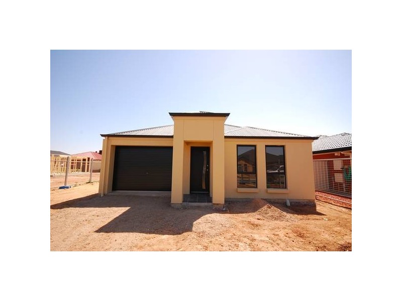 8 Henry Wright Court, Burton SA 5110