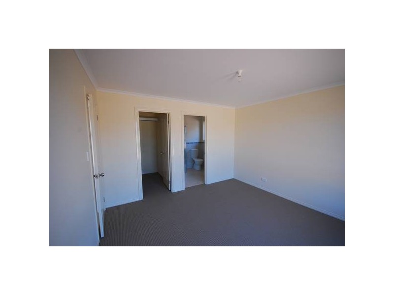 8 Henry Wright Court, Burton SA 5110