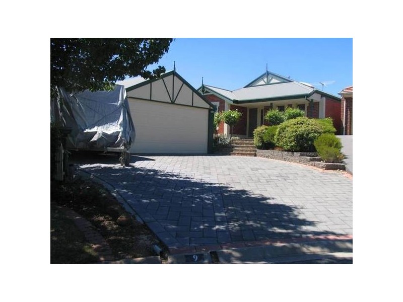 9 McArdle Place, Greenwith SA 5125