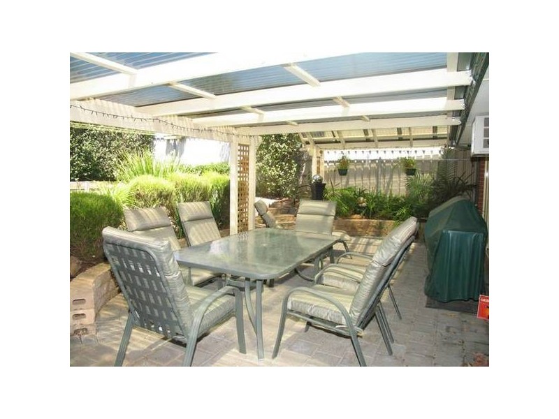 9 McArdle Place, Greenwith SA 5125