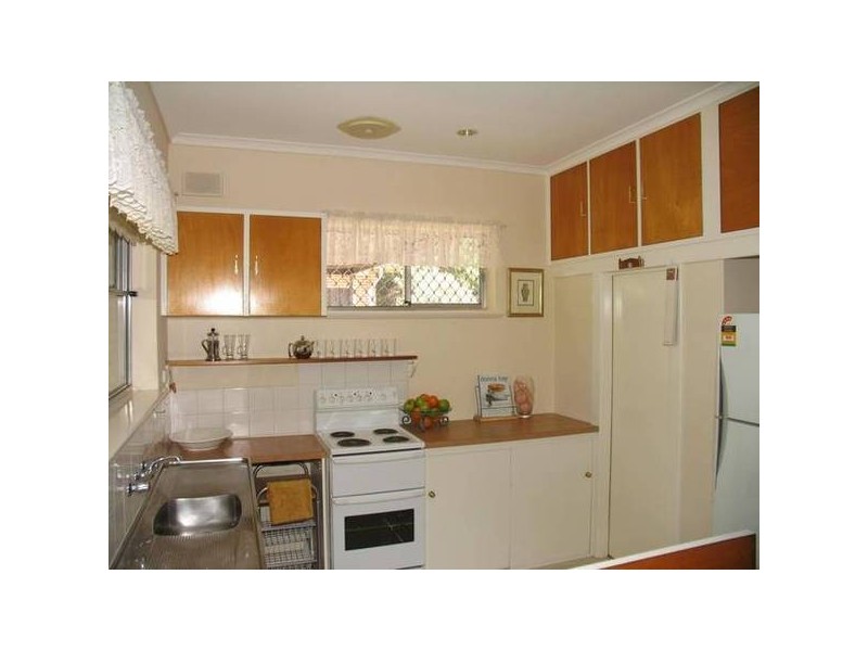 4 Catalina Road, Elizabeth East SA 5112