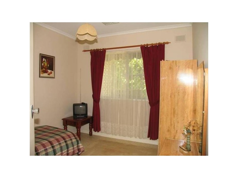 4 Catalina Road, Elizabeth East SA 5112