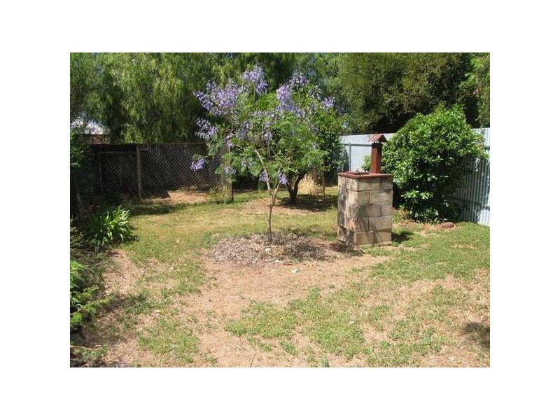 4 Catalina Road, Elizabeth East SA 5112