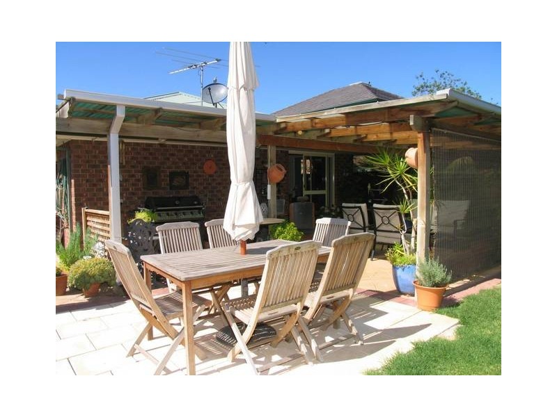 11 Columbia Street, Paralowie SA 5108