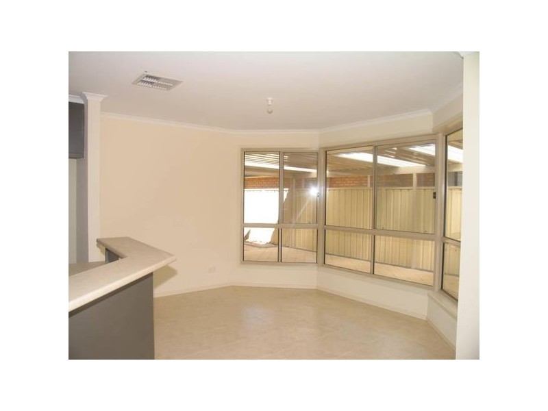 5 Westbourne Street, Burton SA 5110