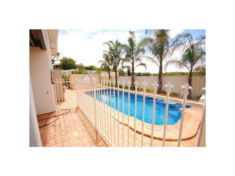 6 Morrow Court, Wynn Vale SA 5127