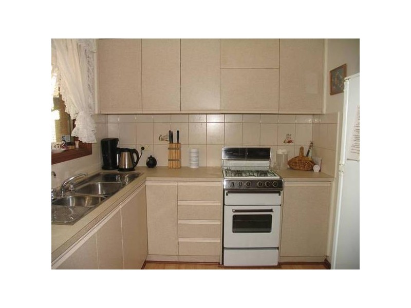 2 Robert Court, Salisbury SA 5108