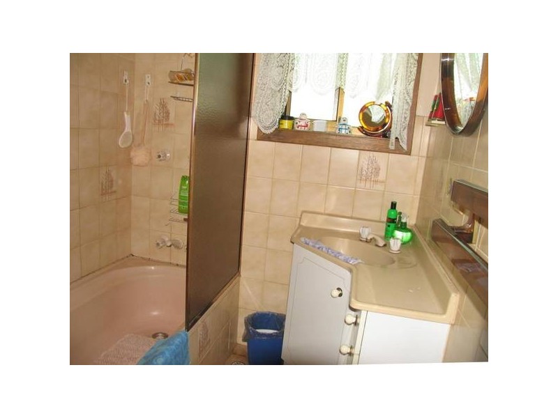 9 Boronia Avenue, Elizabeth Vale SA 5112