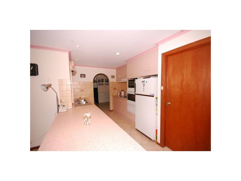 25 Hornsby Avenue, Salisbury Downs SA 5108