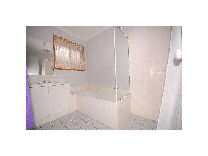 12 Crown Crescent, Paralowie SA 5108
