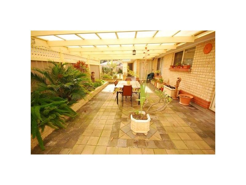 12 Crown Crescent, Paralowie SA 5108