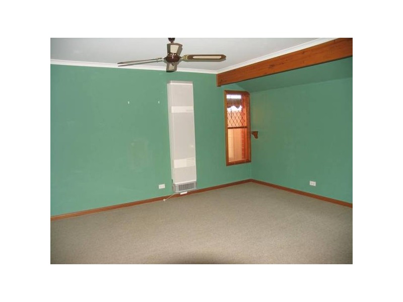 21 Emperor Avenue, Golden Grove SA 5125