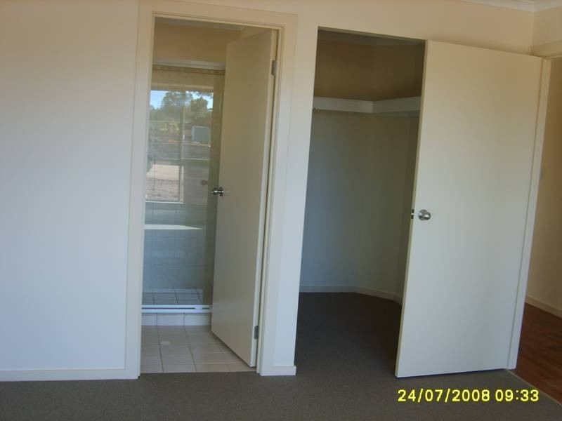 20 Strathmore Avenue, Smithfield SA 5114