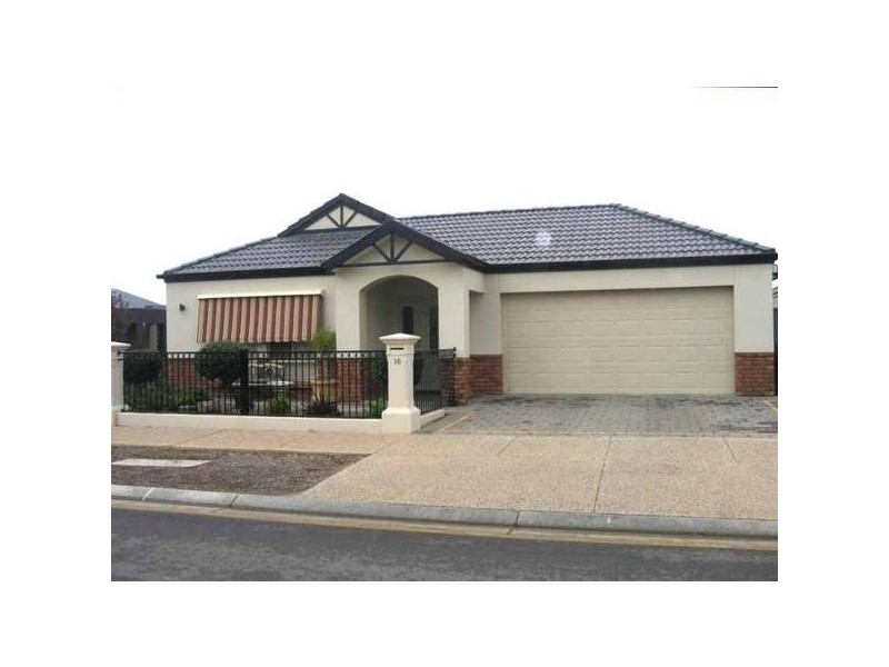 10 Shoalhaven Circuit, Mawson Lakes SA 5095