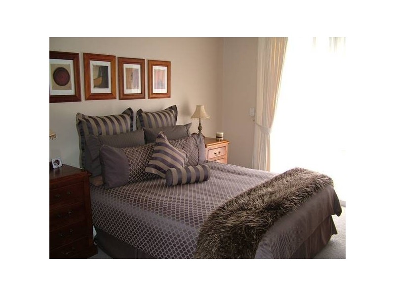 4 Jeff Street, Para Vista SA 5093