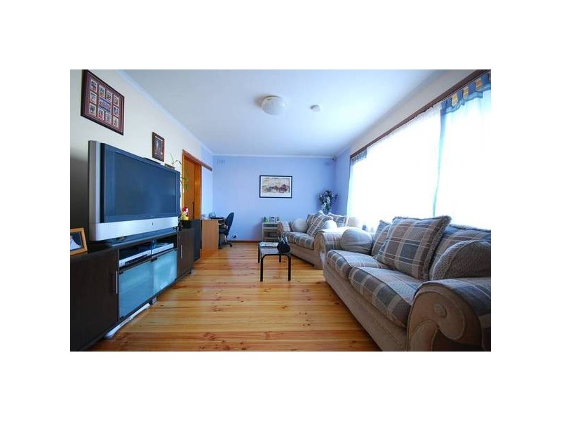 16 Balmoral Road, Salisbury East SA 5109