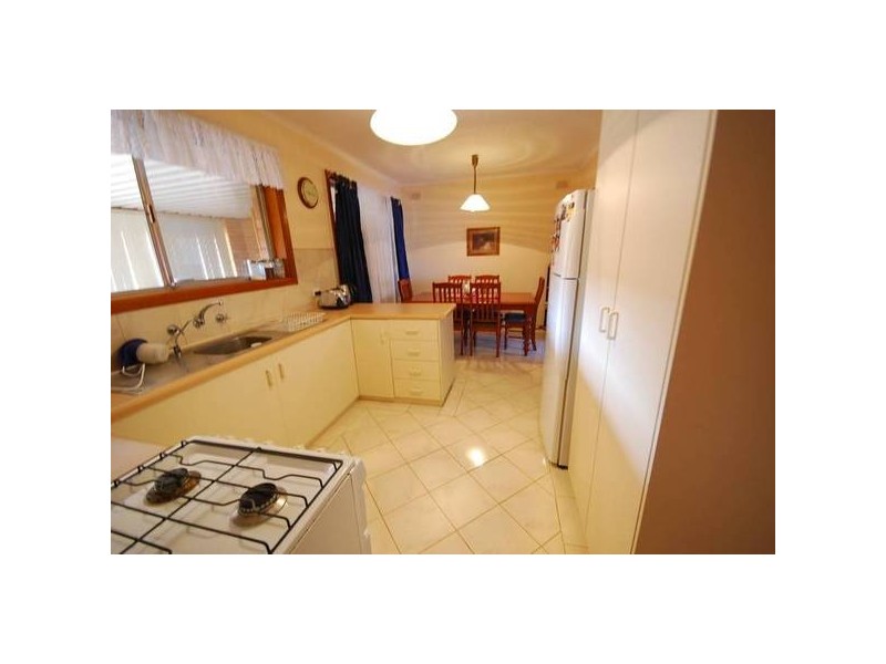 16 Balmoral Road, Salisbury East SA 5109