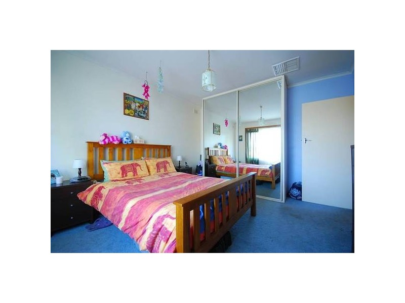 16 Balmoral Road, Salisbury East SA 5109