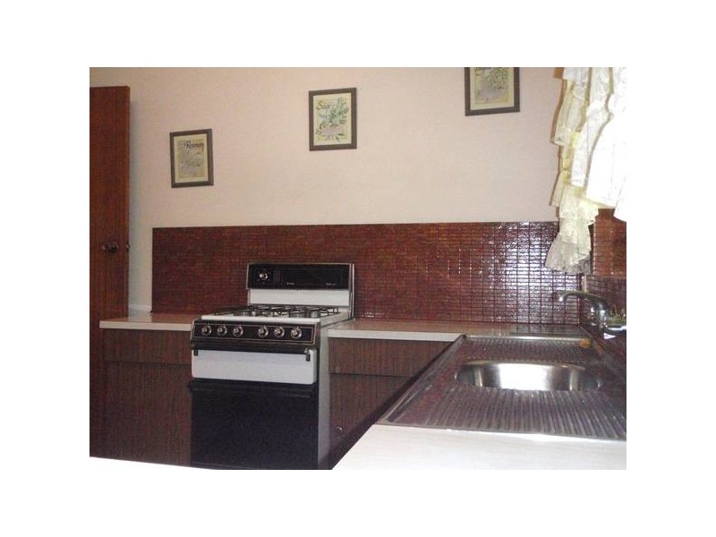 33 Buckingham Drive, Salisbury East SA 5109