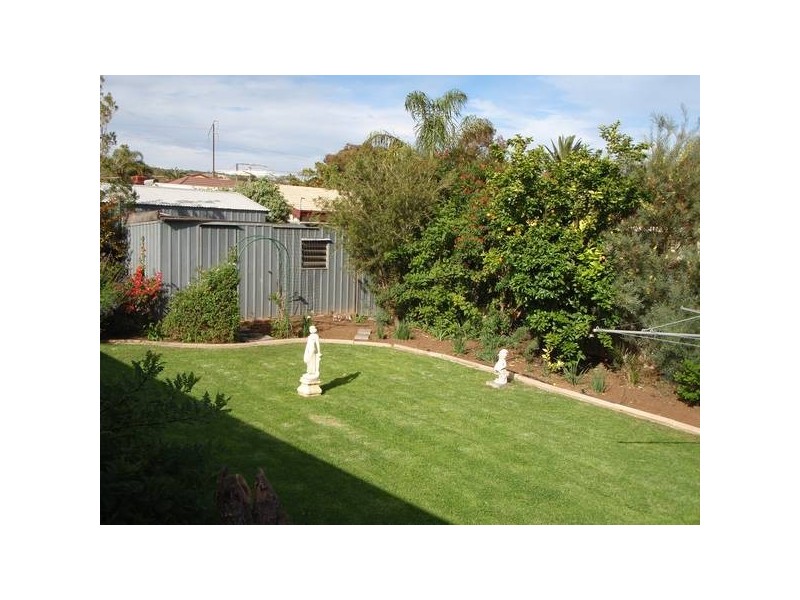 33 Buckingham Drive, Salisbury East SA 5109