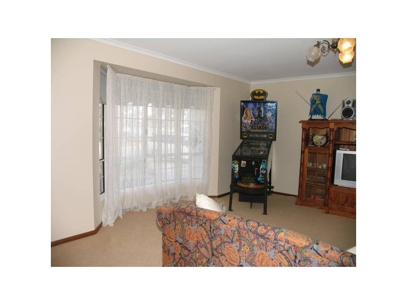 18 Reynolds Drive, Paralowie SA 5108