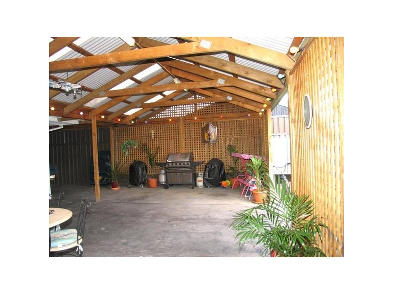 18 Reynolds Drive, Paralowie SA 5108