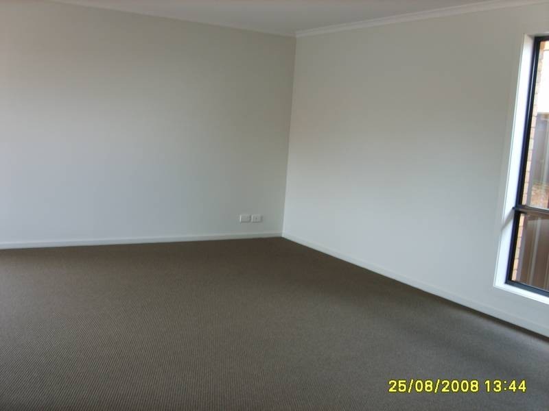 89 Wattle Bird Drive, Burton SA 5110
