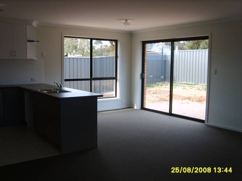 89 Wattle Bird Drive, Burton SA 5110