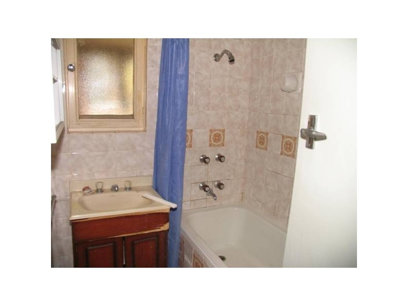 16 Lockerly Street, Elizabeth Vale SA 5112