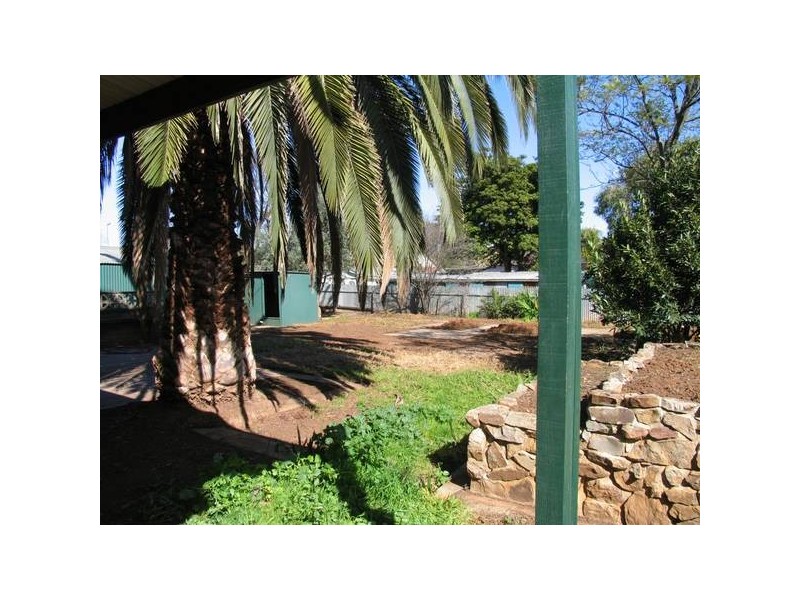 16 Lockerly Street, Elizabeth Vale SA 5112