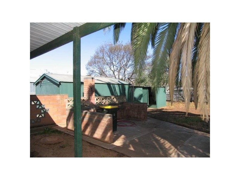 16 Lockerly Street, Elizabeth Vale SA 5112