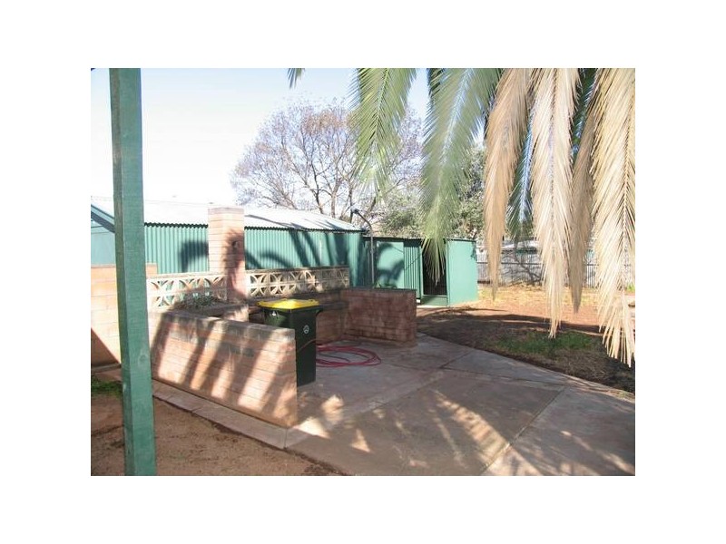 16 Lockerly Street, Elizabeth Vale SA 5112