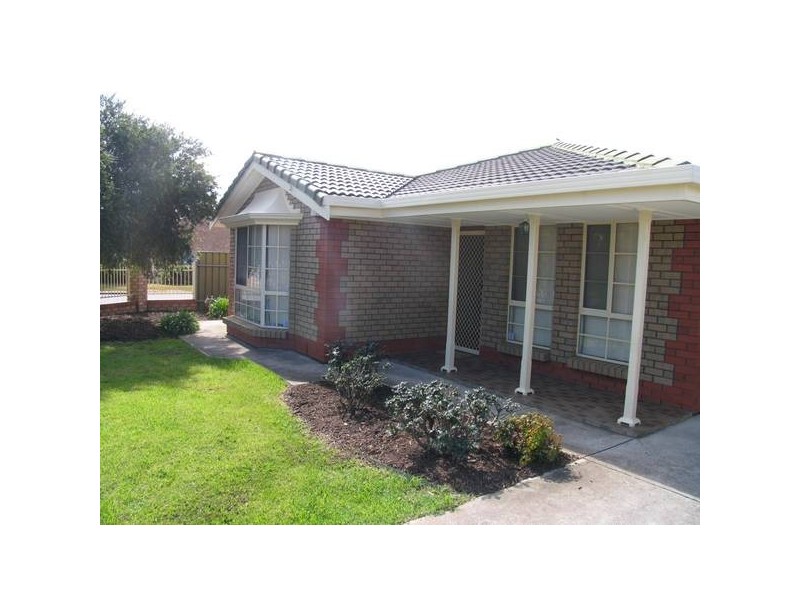 17 Windsor Avenue, Pennington SA 5013