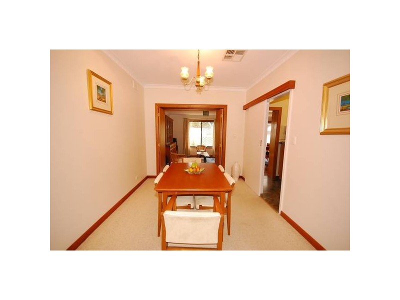 10 Delange Avenue, Banksia Park SA 5091