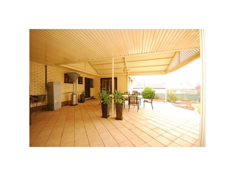 10 Delange Avenue, Banksia Park SA 5091