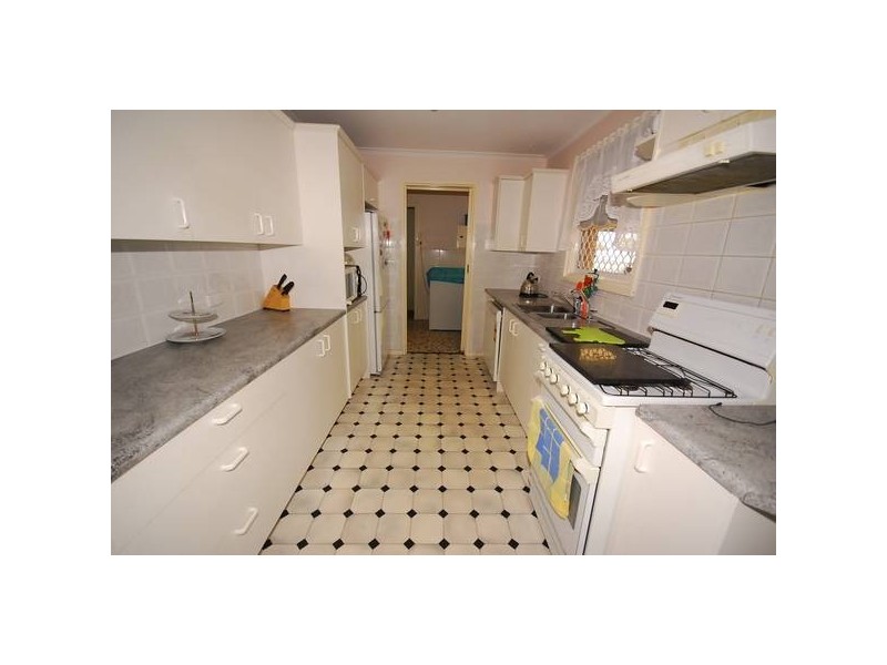 16 Inwood Road, Elizabeth East SA 5112