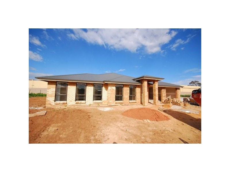 22 Golden Circuit, Parafield Gardens SA 5107