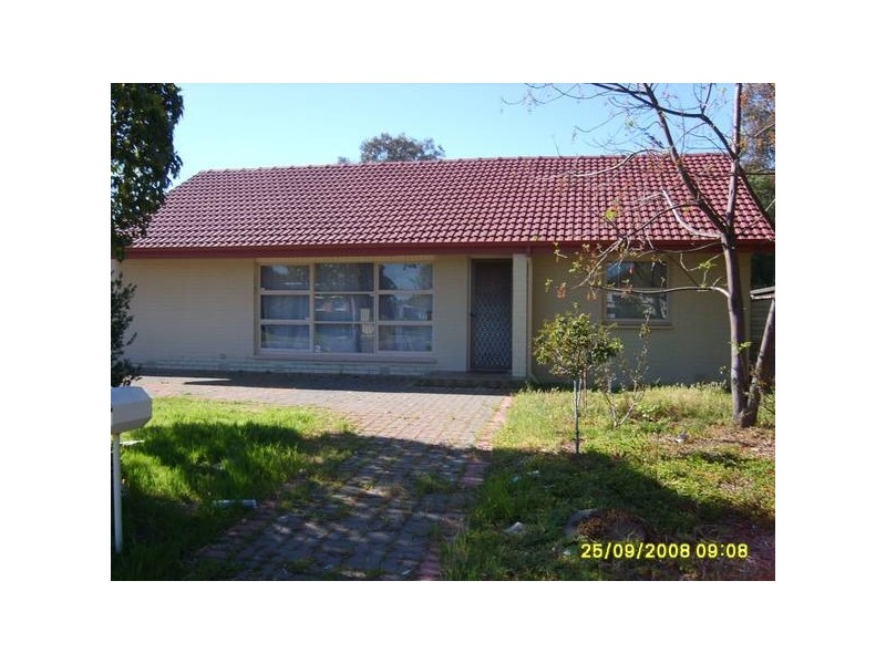 84 Bradman Road, Parafield Gardens SA 5107